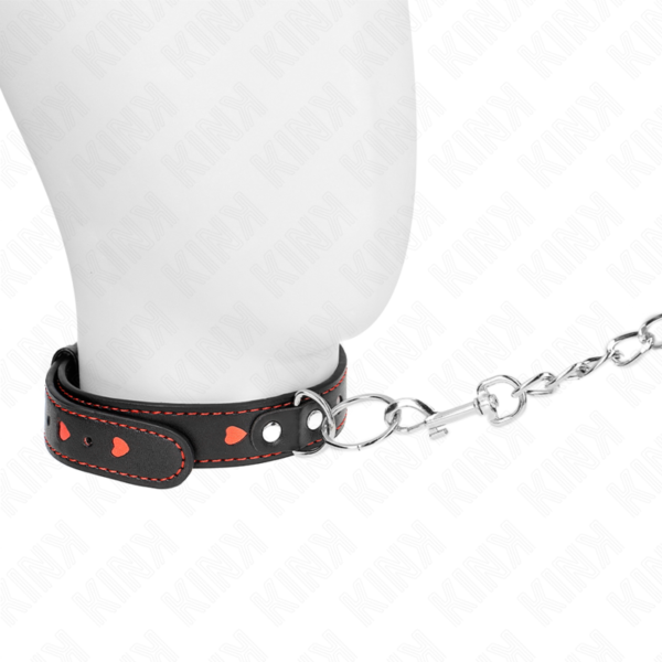 KINK – COLAR COM ALÇA 65 CM DETALHES CORAÇÃO 52,5 X 2,5 CM